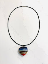 Load image into Gallery viewer, Heart-Centered Pendant necklace