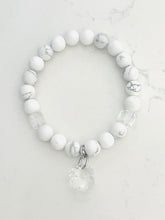 Load image into Gallery viewer, Just Chillin