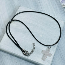 Load image into Gallery viewer, Loving Faith Pendant Necklace
